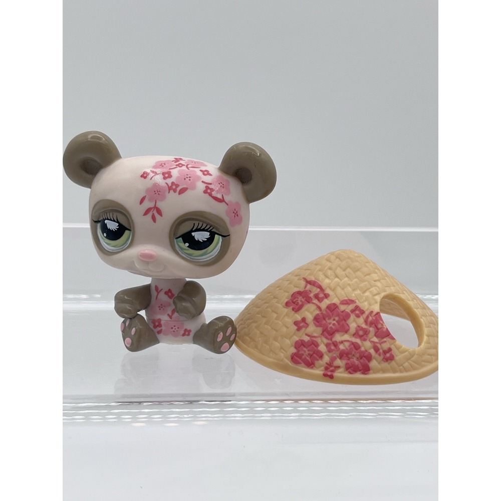Hasbro Littlest Pet Shop Cherry Blossom Panda #904 Includes Hat 2007